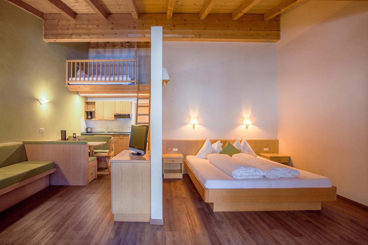 Mountain Living Apartments 圣瓦伦蒂诺阿拉穆塔 外观 照片