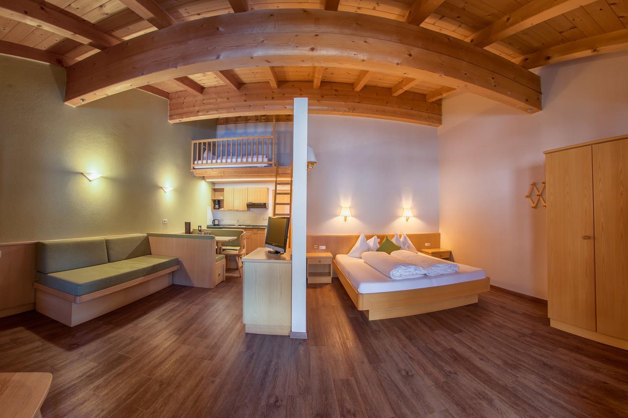 Mountain Living Apartments 圣瓦伦蒂诺阿拉穆塔 外观 照片